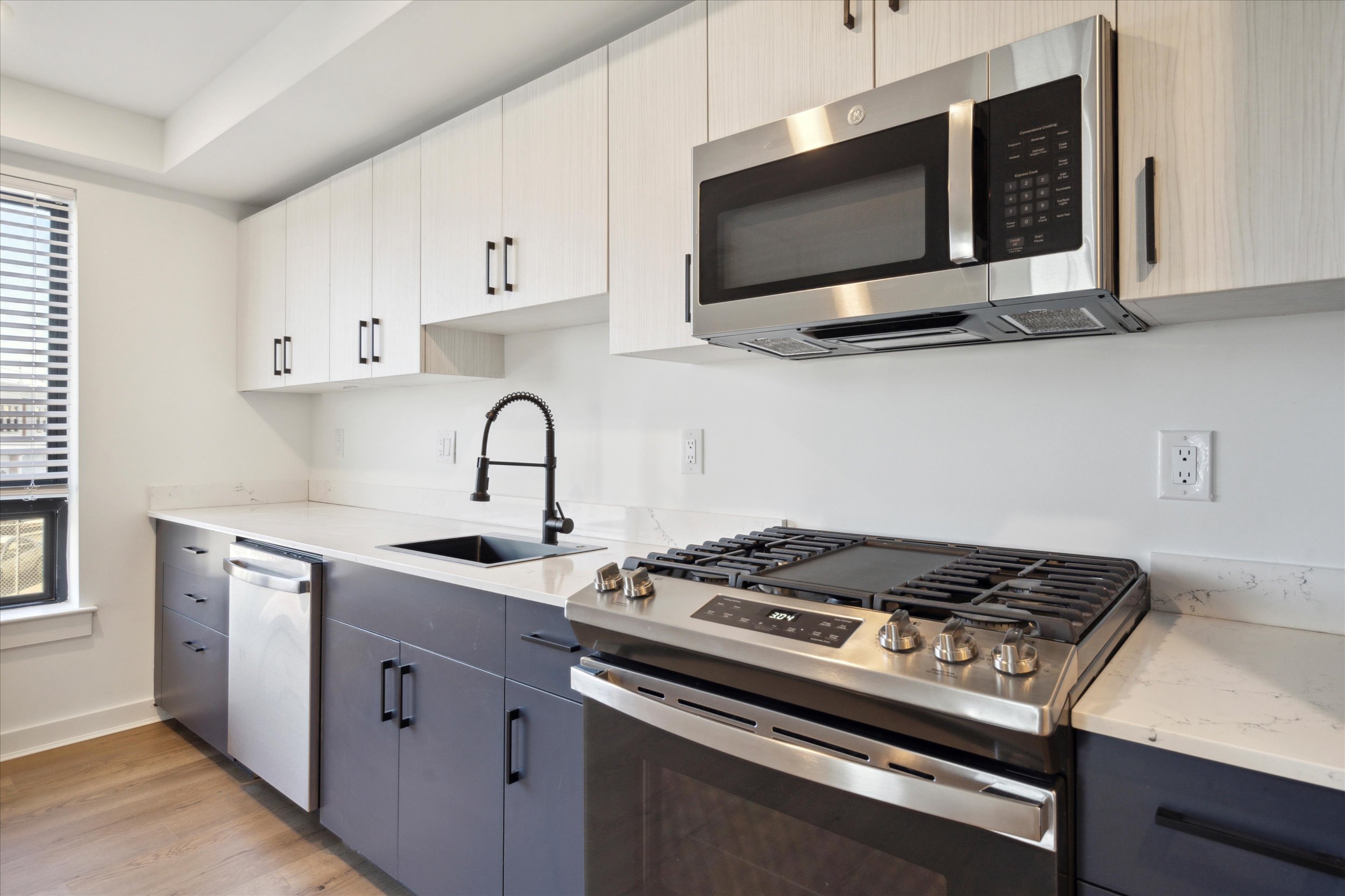 1951 Point Breeze Avenue - 306